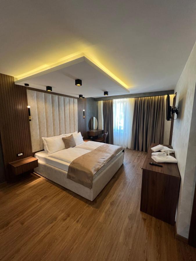 Hotel Palace San Valentino Ουμάγκ Εξωτερικό φωτογραφία
