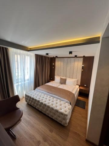 Hotel Palace San Valentino Ουμάγκ Εξωτερικό φωτογραφία