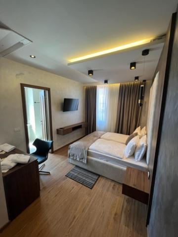 Hotel Palace San Valentino Ουμάγκ Εξωτερικό φωτογραφία