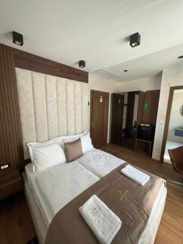 Hotel Palace San Valentino Ουμάγκ Εξωτερικό φωτογραφία