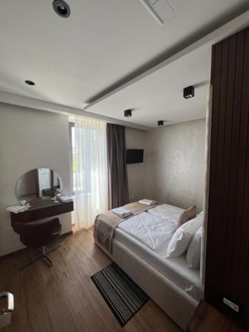 Hotel Palace San Valentino Ουμάγκ Εξωτερικό φωτογραφία